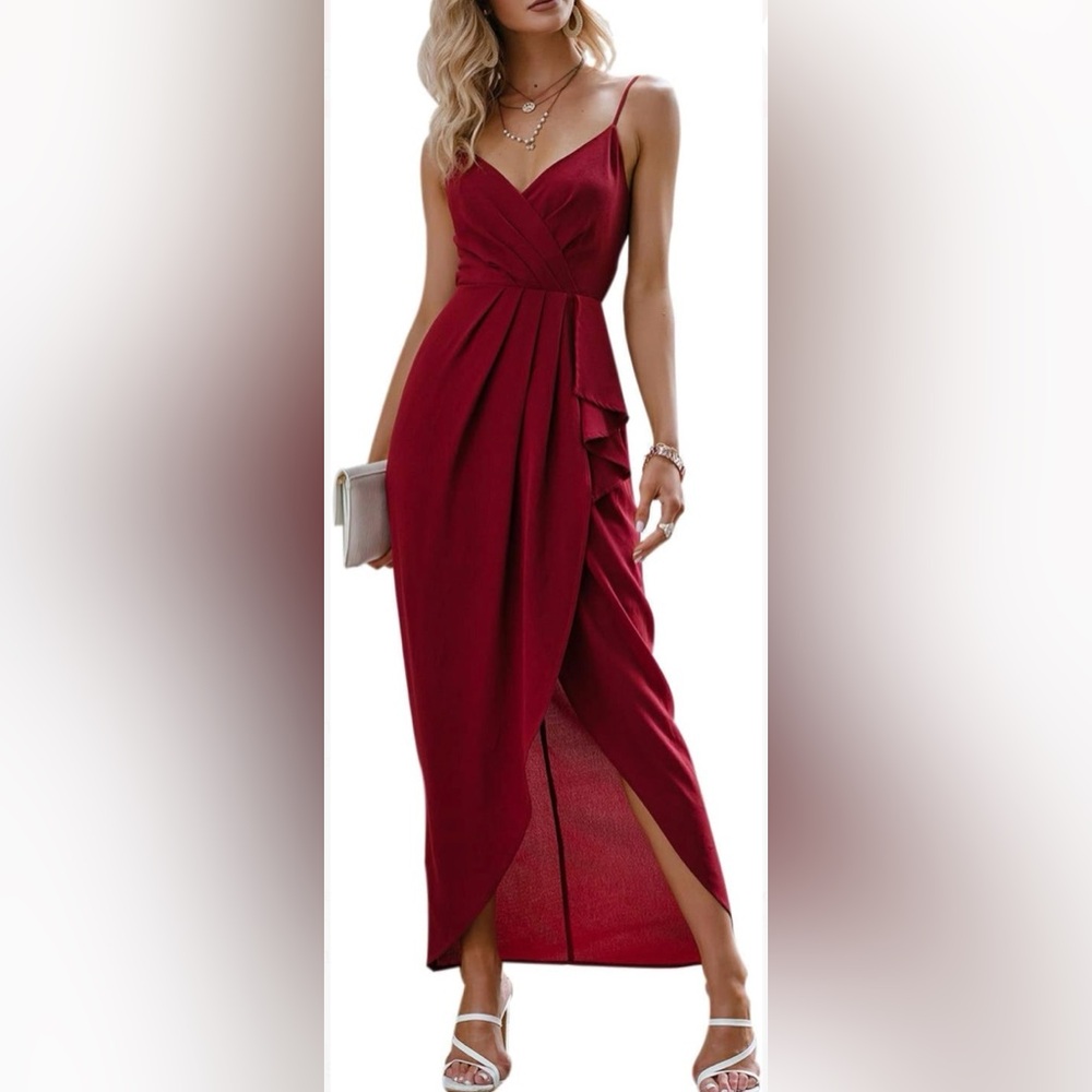 SIMPLEE Red Maxi Dress Size Small